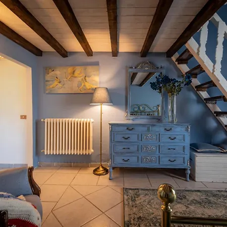 Podere Belvedere Oda ve Kahvaltı 4*