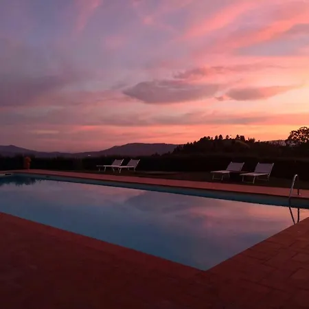 Podere Belvedere Couette-café 2*